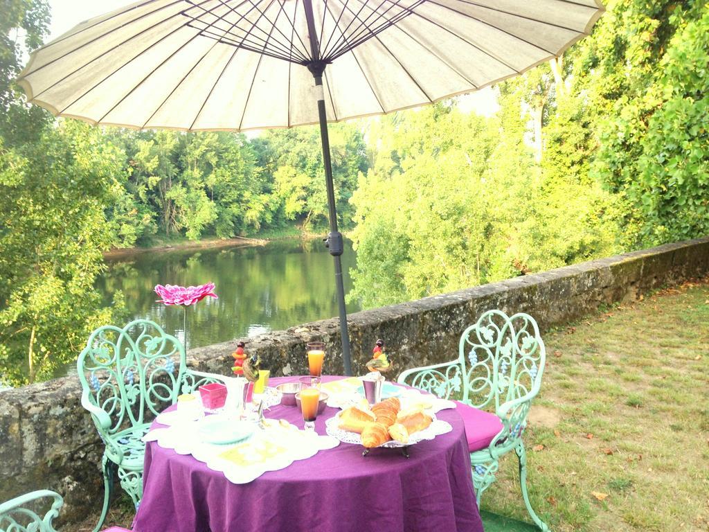 La Rebiere D'Or, B&B Et Gite Mouleydier Exteriér fotografie