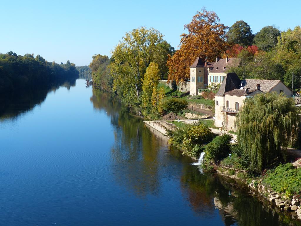 La Rebiere D'Or, B&B Et Gite Mouleydier Exteriér fotografie